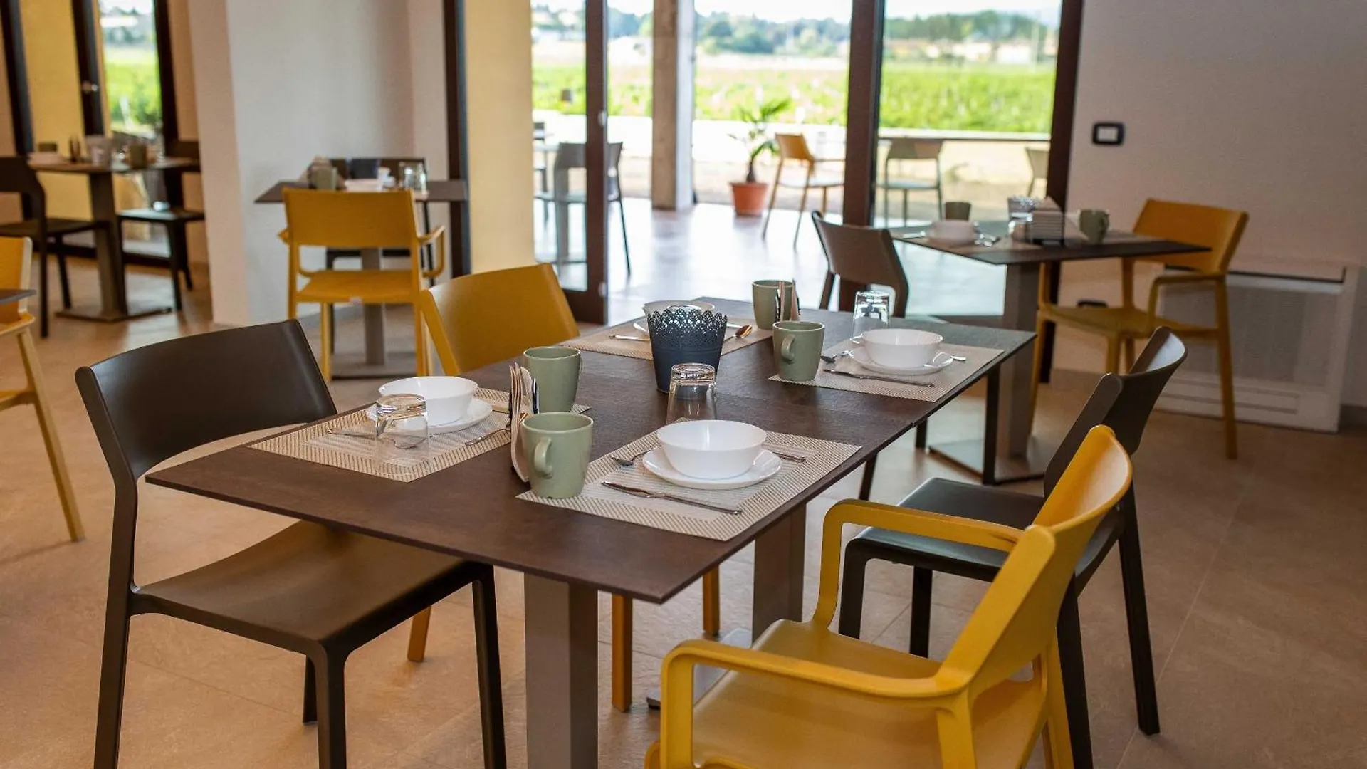 Agriturismo Corte Casa Erminia Colà Κατάλυμα σε φάρμα