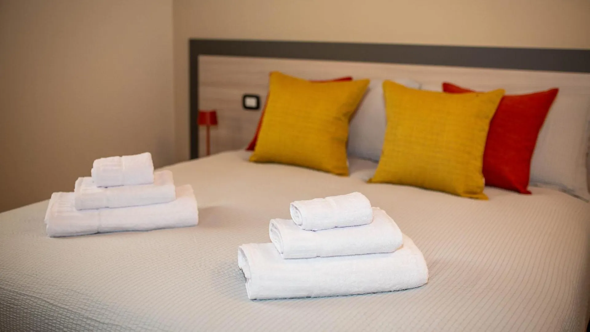Agriturismo Corte Casa Erminia 콜라 0*,